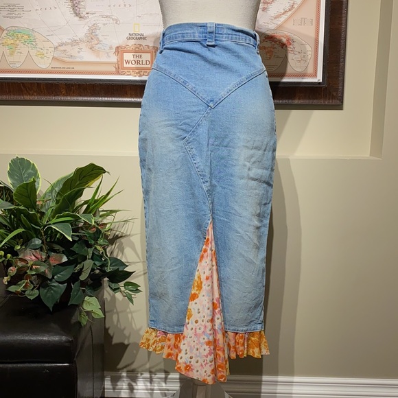 Vintage MISS LOVER skirt - Picture 8 of 17